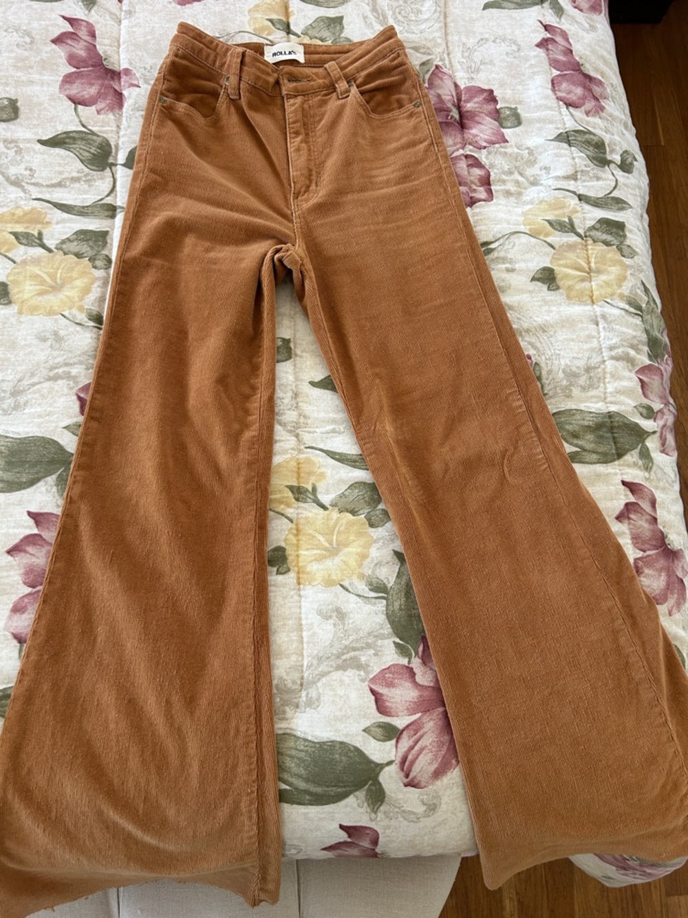 ROLLA'S Wide-Leg Corduroy Pants in Rust Brown